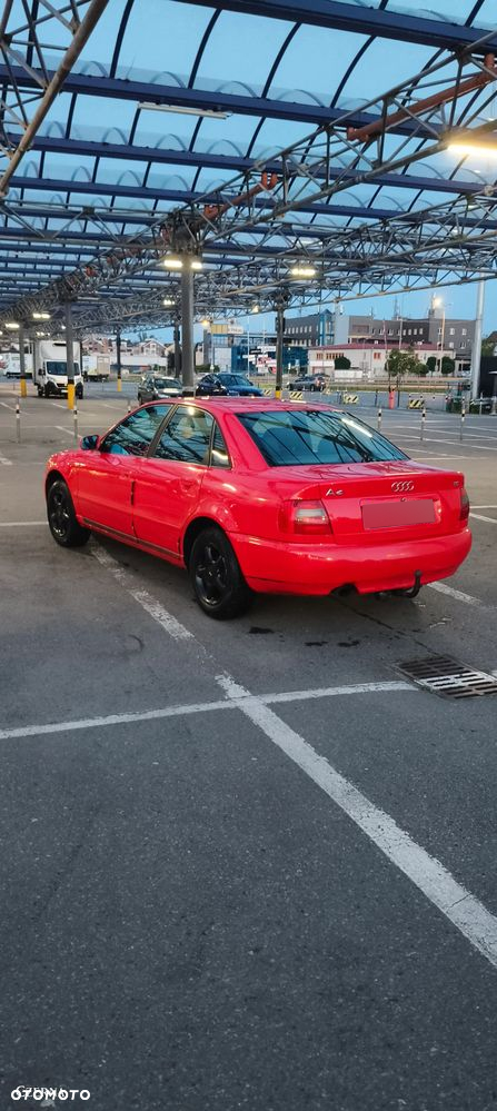 Audi A4 1.6 - 3
