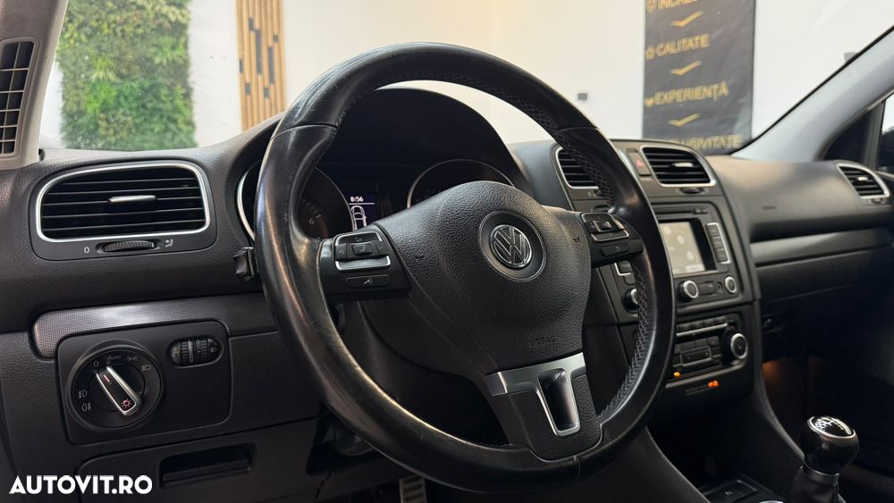 Volkswagen Golf 1.2 TSI Style - 25