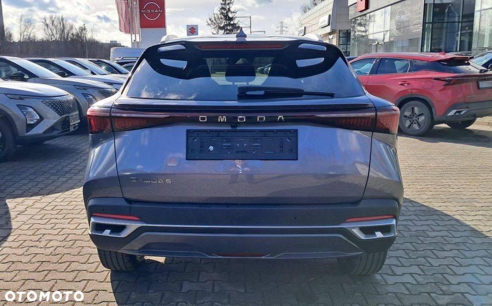Omoda 5 - 6