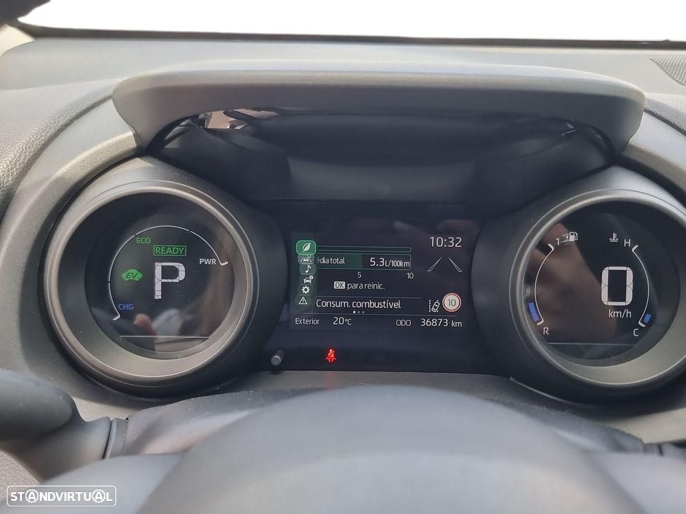 Toyota Yaris Cross 1.5 HDF Comfort - 13