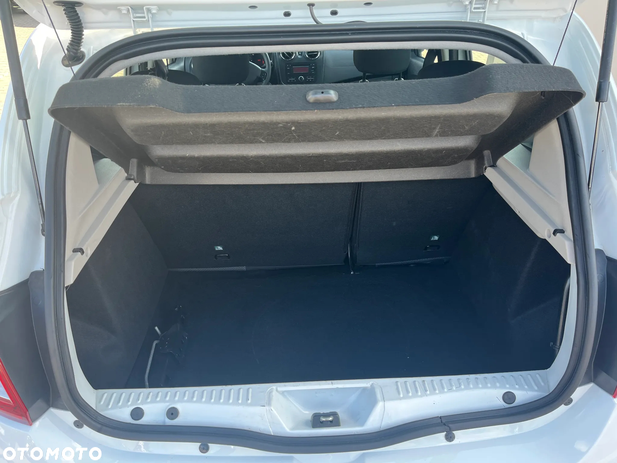 Dacia Sandero 1.2 16V 75 Ambiance - 16