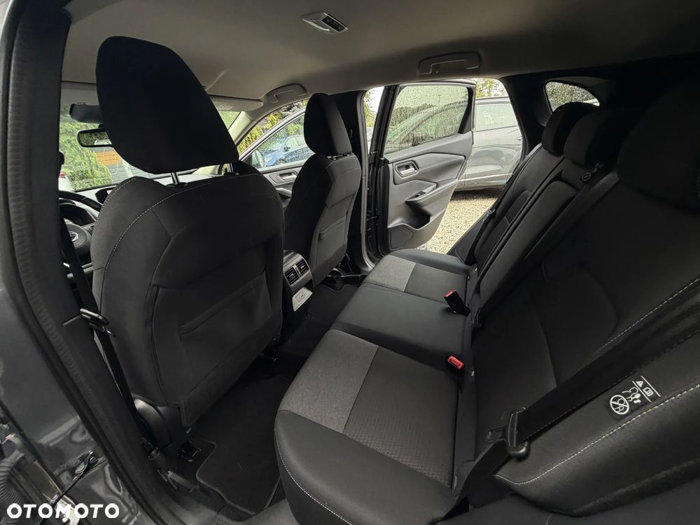 Nissan Qashqai 1.3 DIG-T N-Connecta - 17