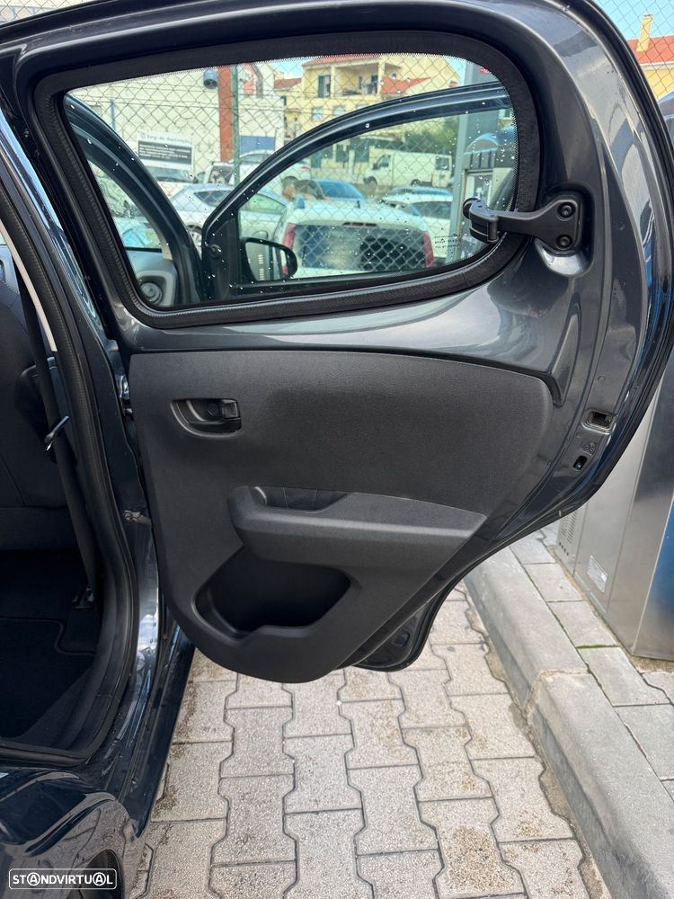 Peugeot 108 1.0 VTi Active - 19