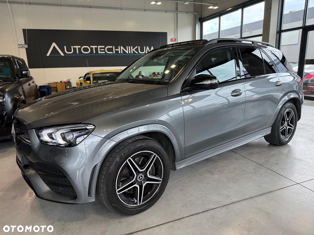 Mercedes-Benz GLE - 1