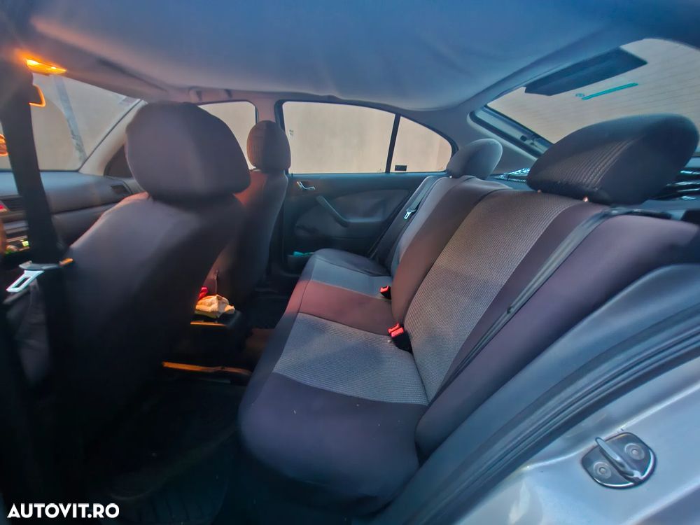 SKODA Octavia 2008 — imagine 13
