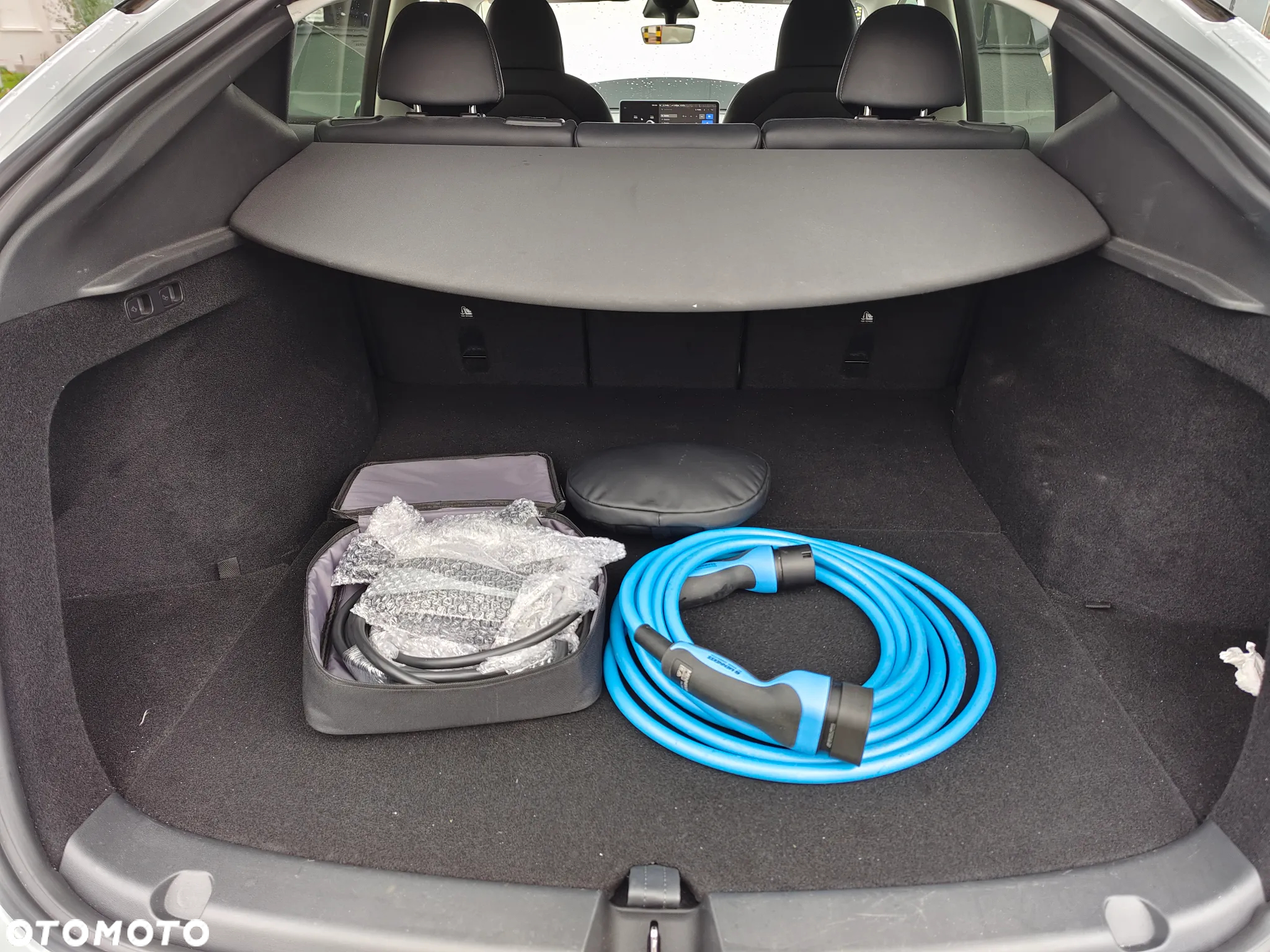 Tesla Y Long Range AWD - 7