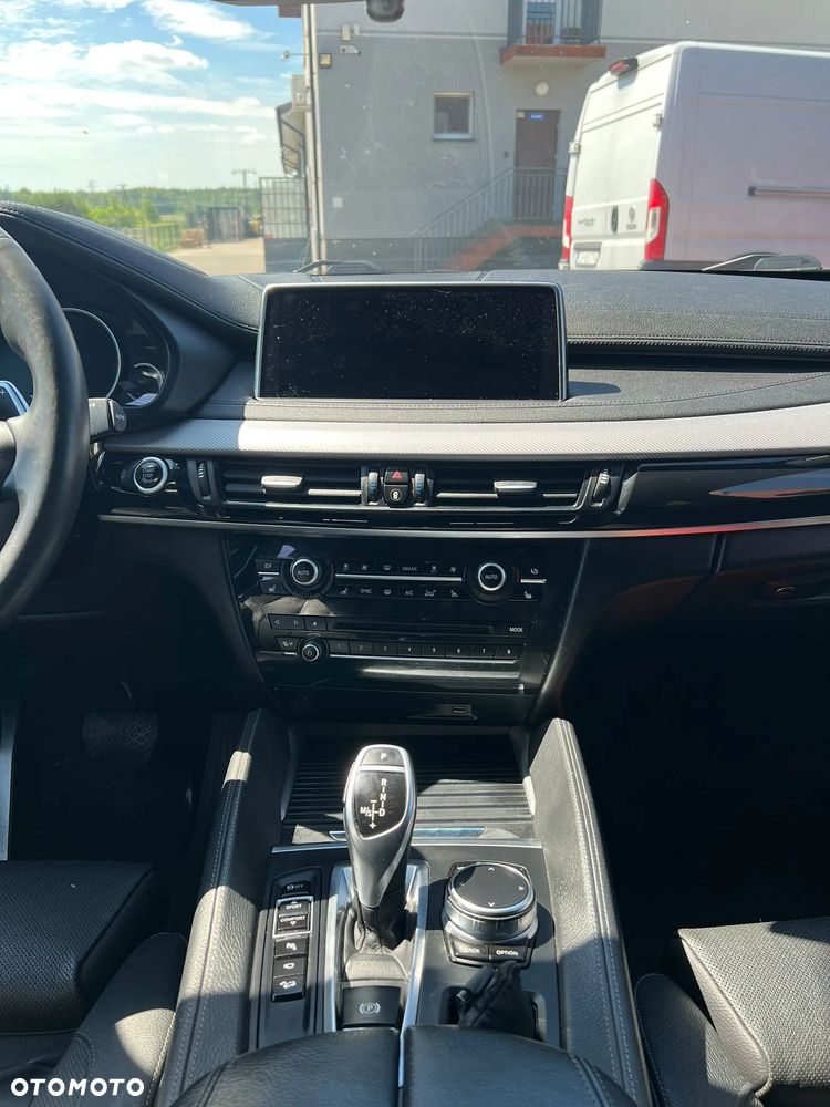 BMW X6 xDrive40d M Sport - 23