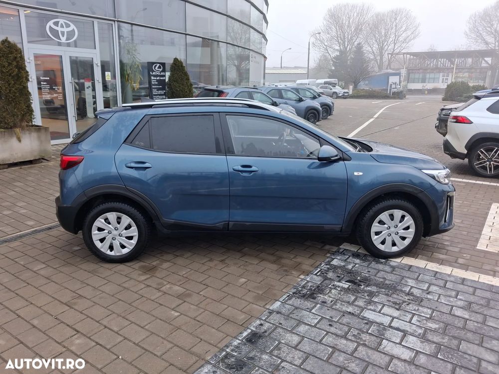 Kia Stonic 1.2 MPI 5MT Urban - 5