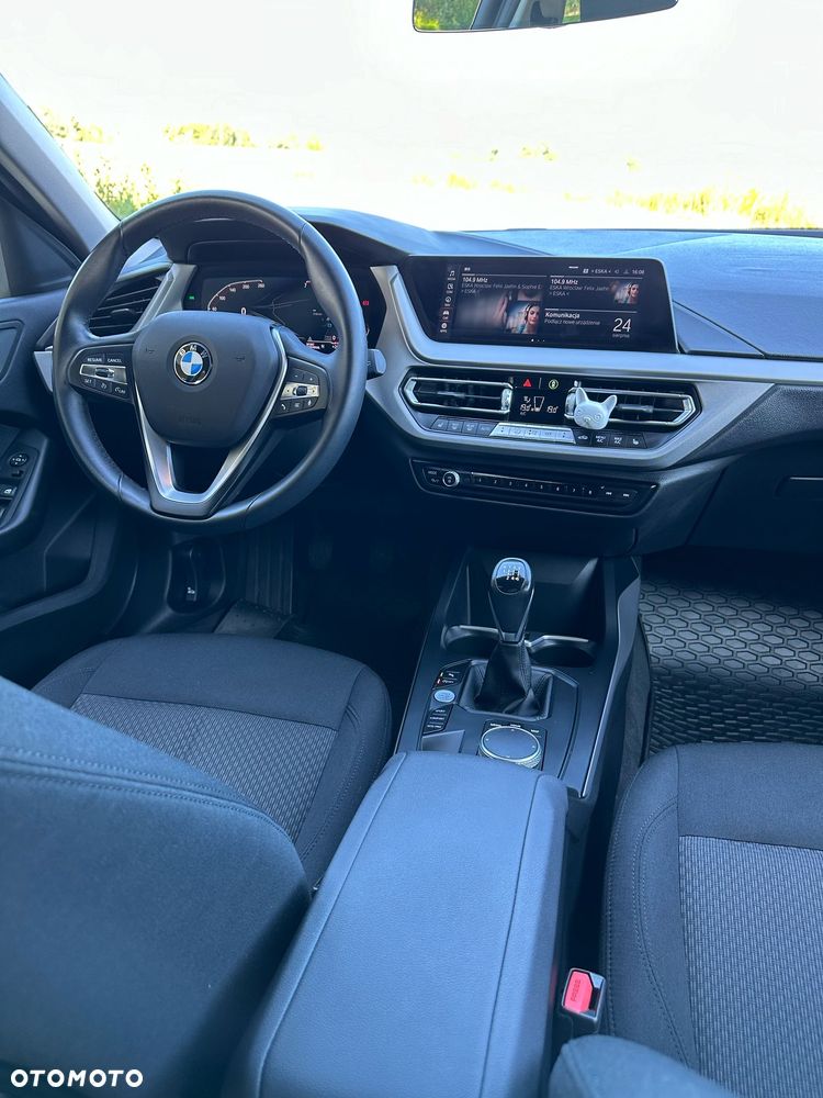 BMW Seria 1 118i Sport Line - 14