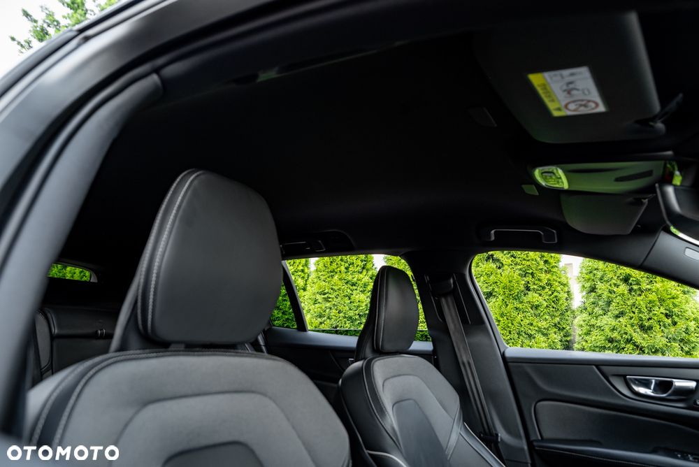 Volvo V60 B4 D Geartronic RDesign - 29