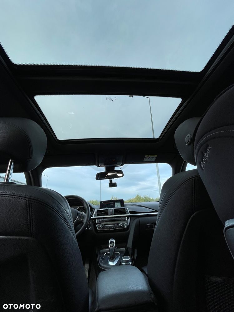 BMW Seria 3 320d Efficient Dynamics Sport Line - 14