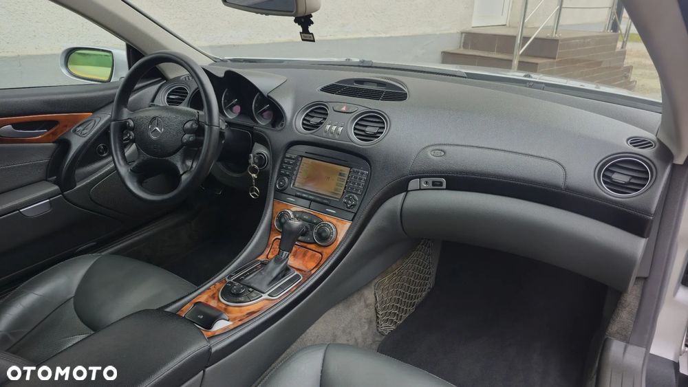 Mercedes-Benz SL 500 Edition 50 - 18