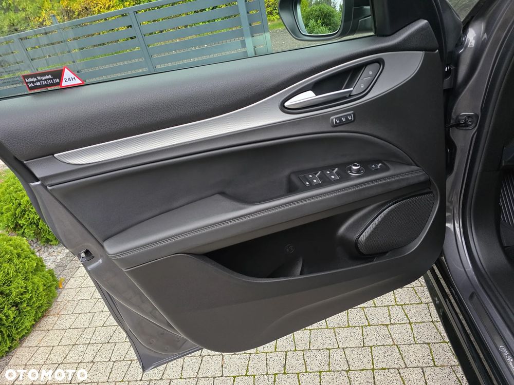 Alfa Romeo Stelvio 2.2 JTDM Veloce Q4 - 16