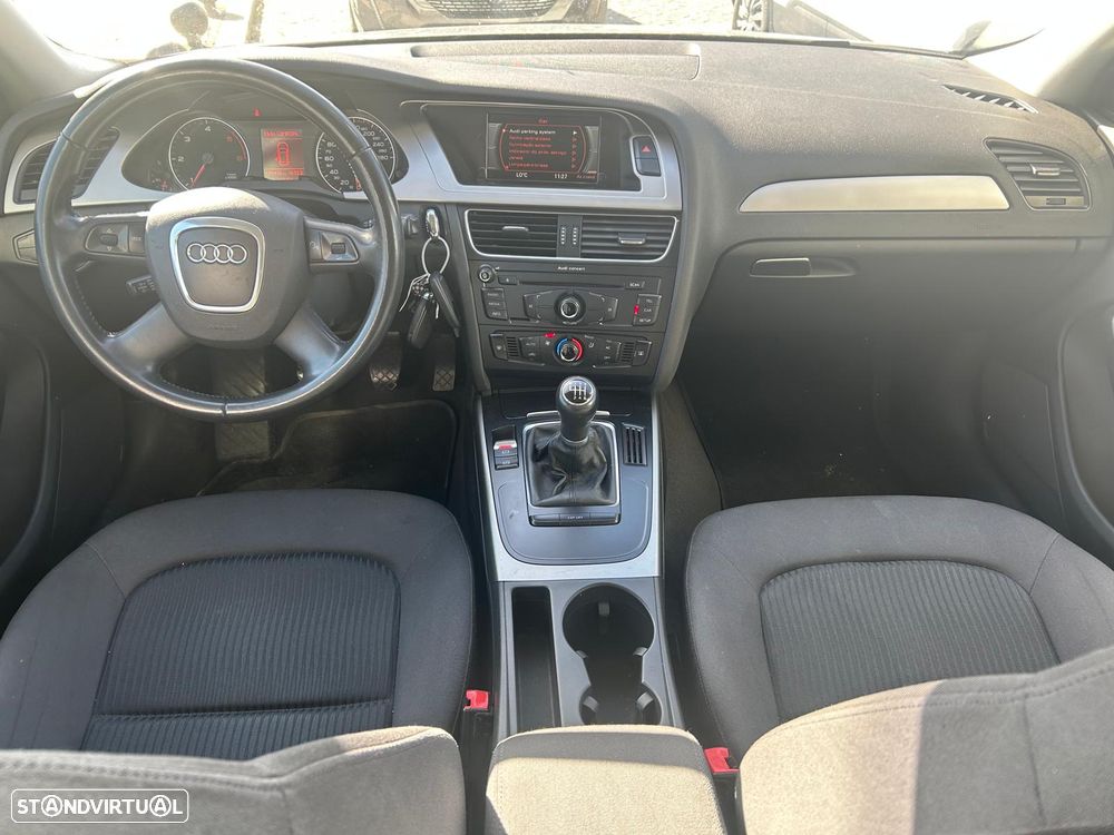 Audi A4 Avant 2.0 TDi Business Line Plus - 5