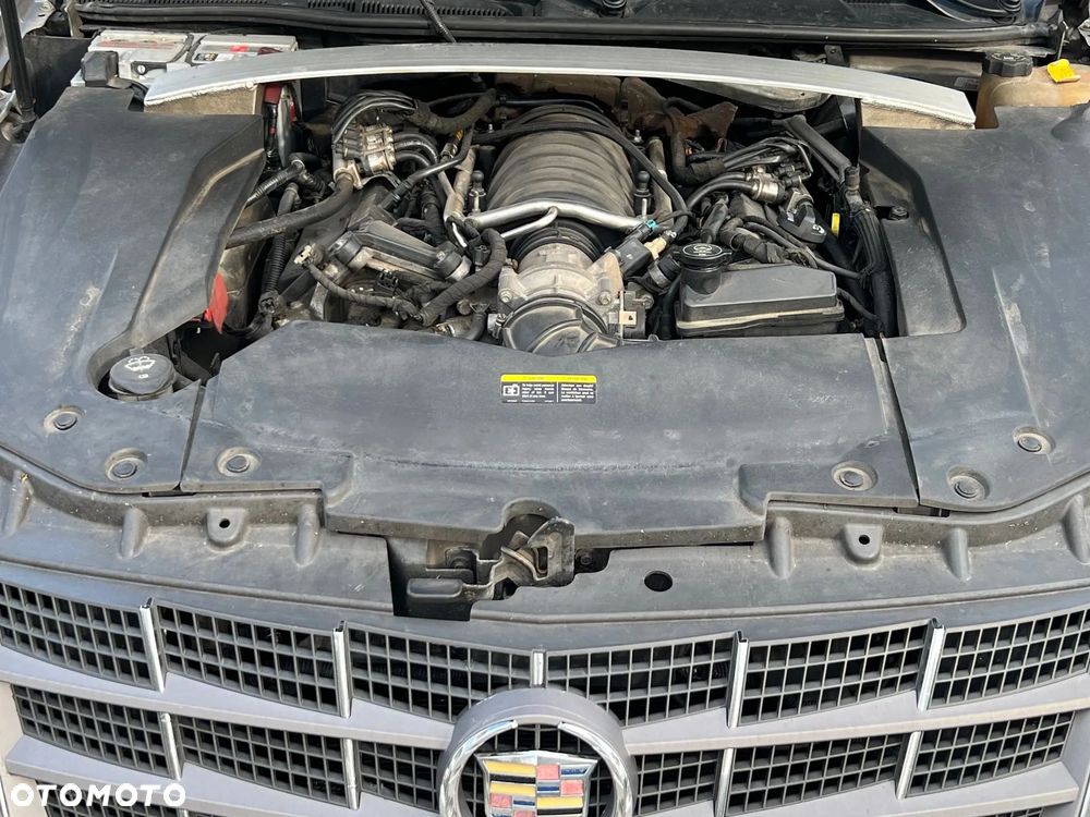 Cadillac STS - 17