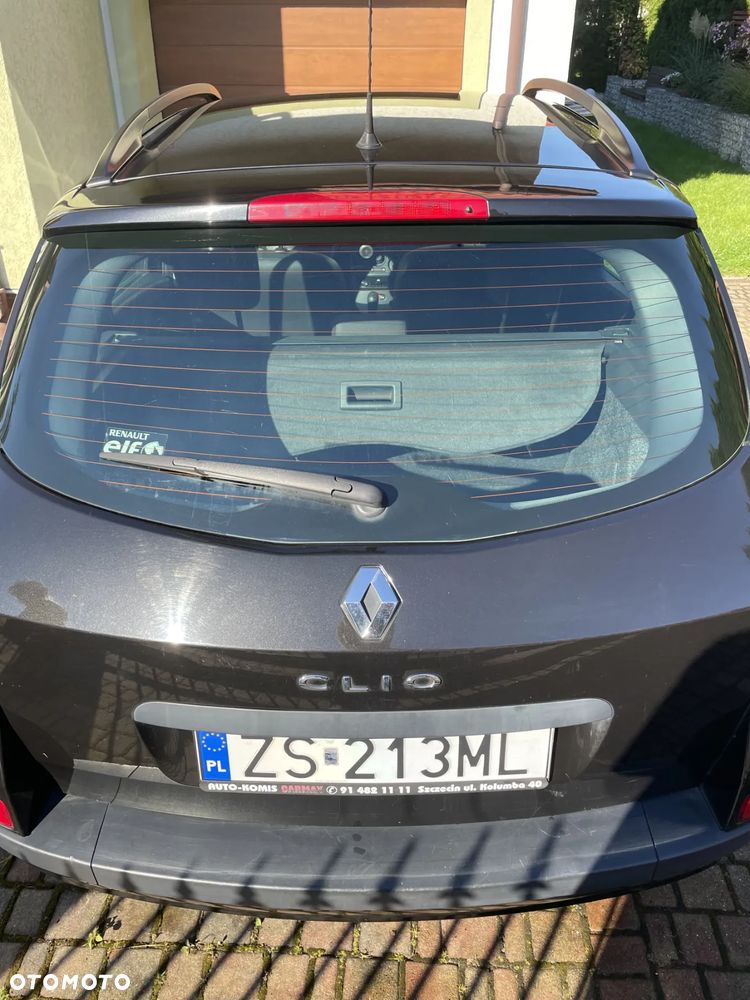 Renault Clio - 12