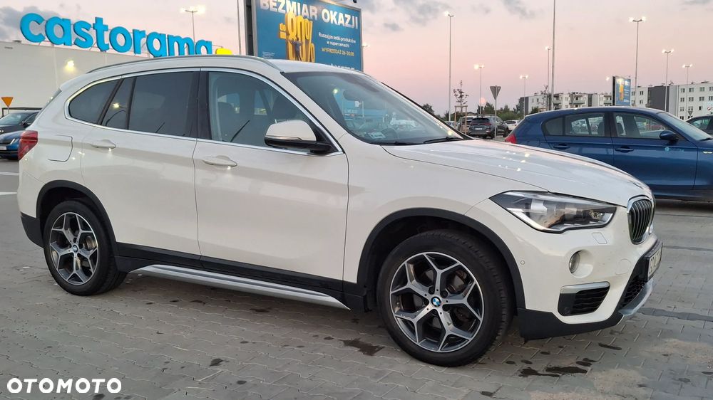 BMW X1 sDrive18i xLine - 11