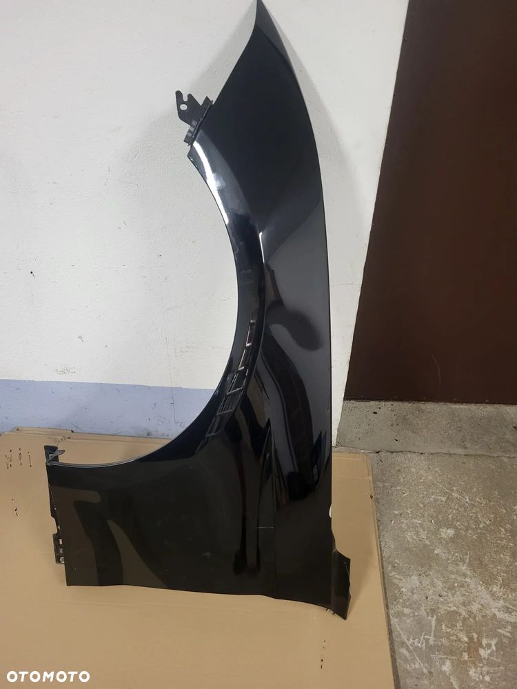 Ford mustang 2019rok blotnik lewy uszkodzony - 7