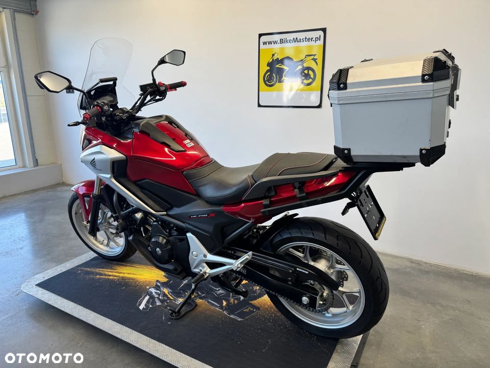 Honda NC - 6