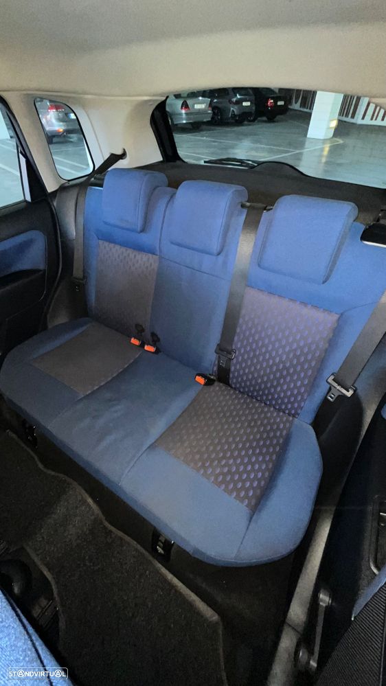 Ford Fiesta 1.25 Trend - 10