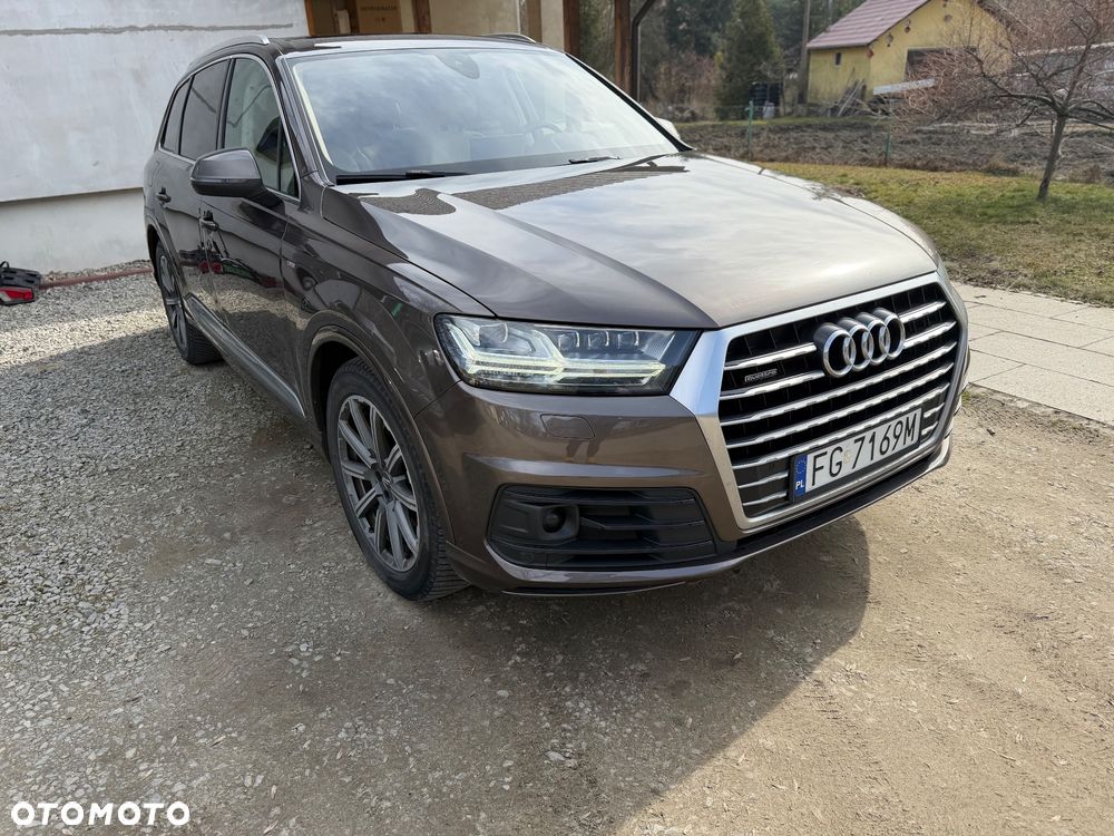 Audi Q7 - 8