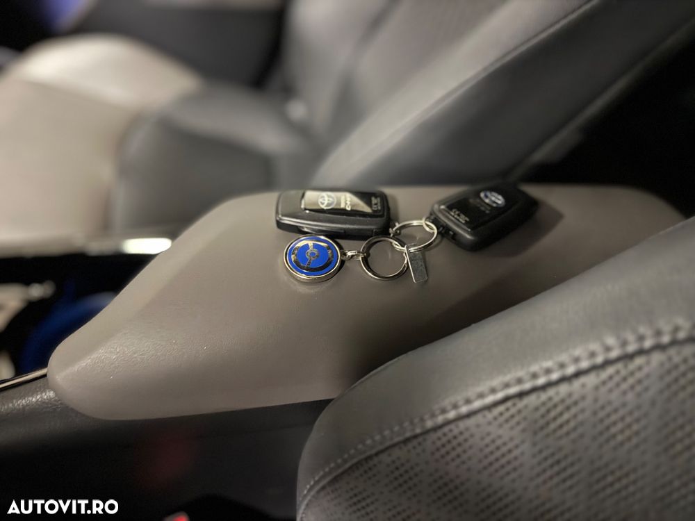 Toyota C-HR Lounge - 18