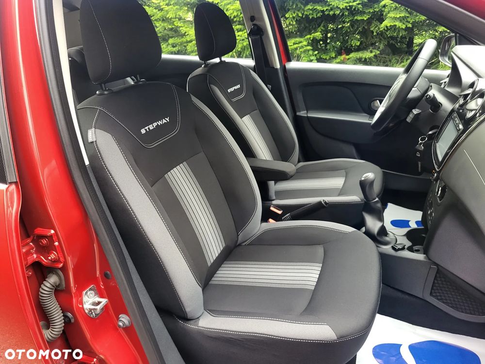 Dacia Sandero Stepway TCe 90 (S&S) Celebration - 15