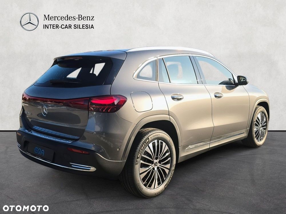 Mercedes-Benz EQA - 5