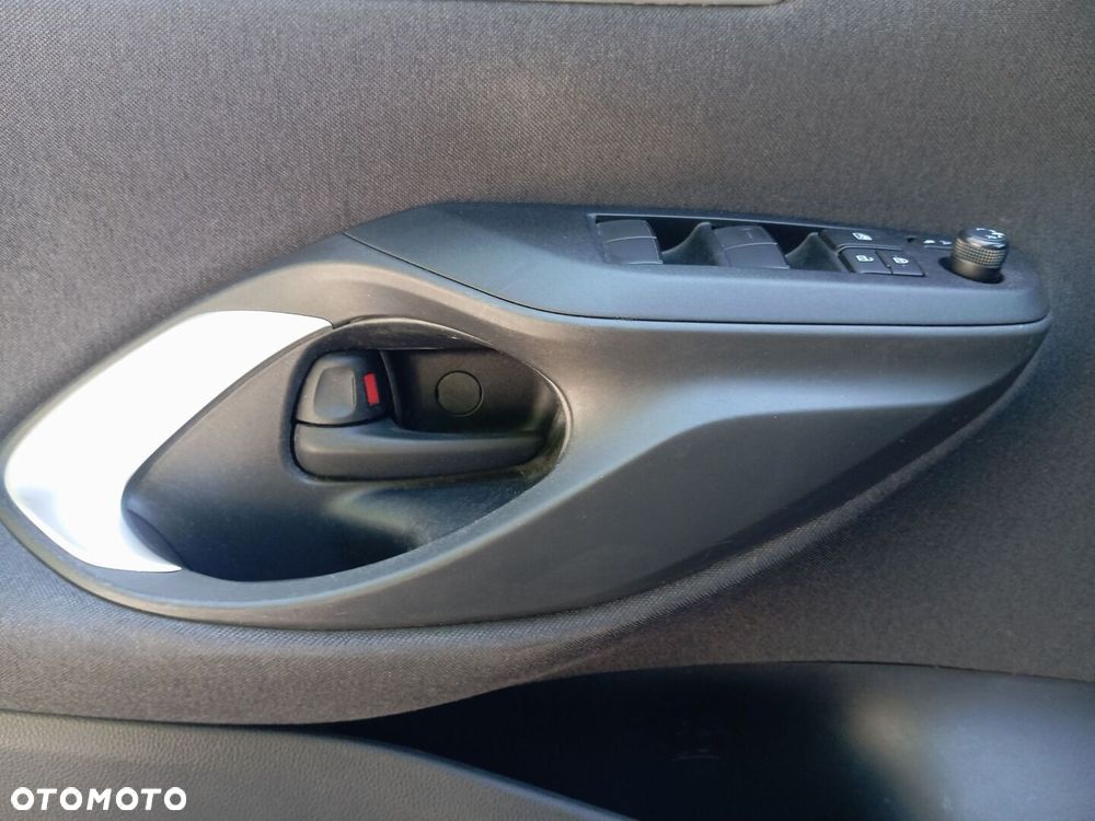 Toyota Yaris Cross Hybrid 1.5 Comfort - 20
