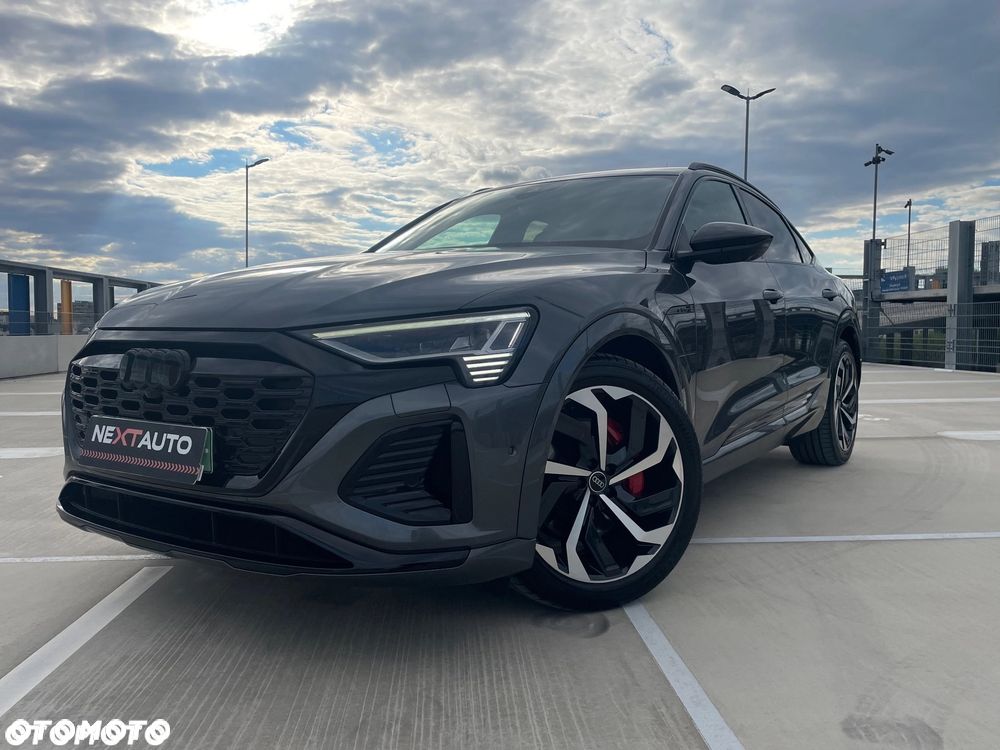 Audi Q8 Sportback e-tron - 2
