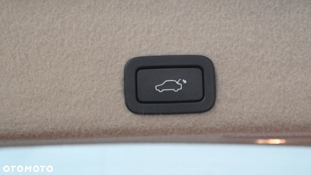 Volvo XC 60 D5 AWD Summum - 18