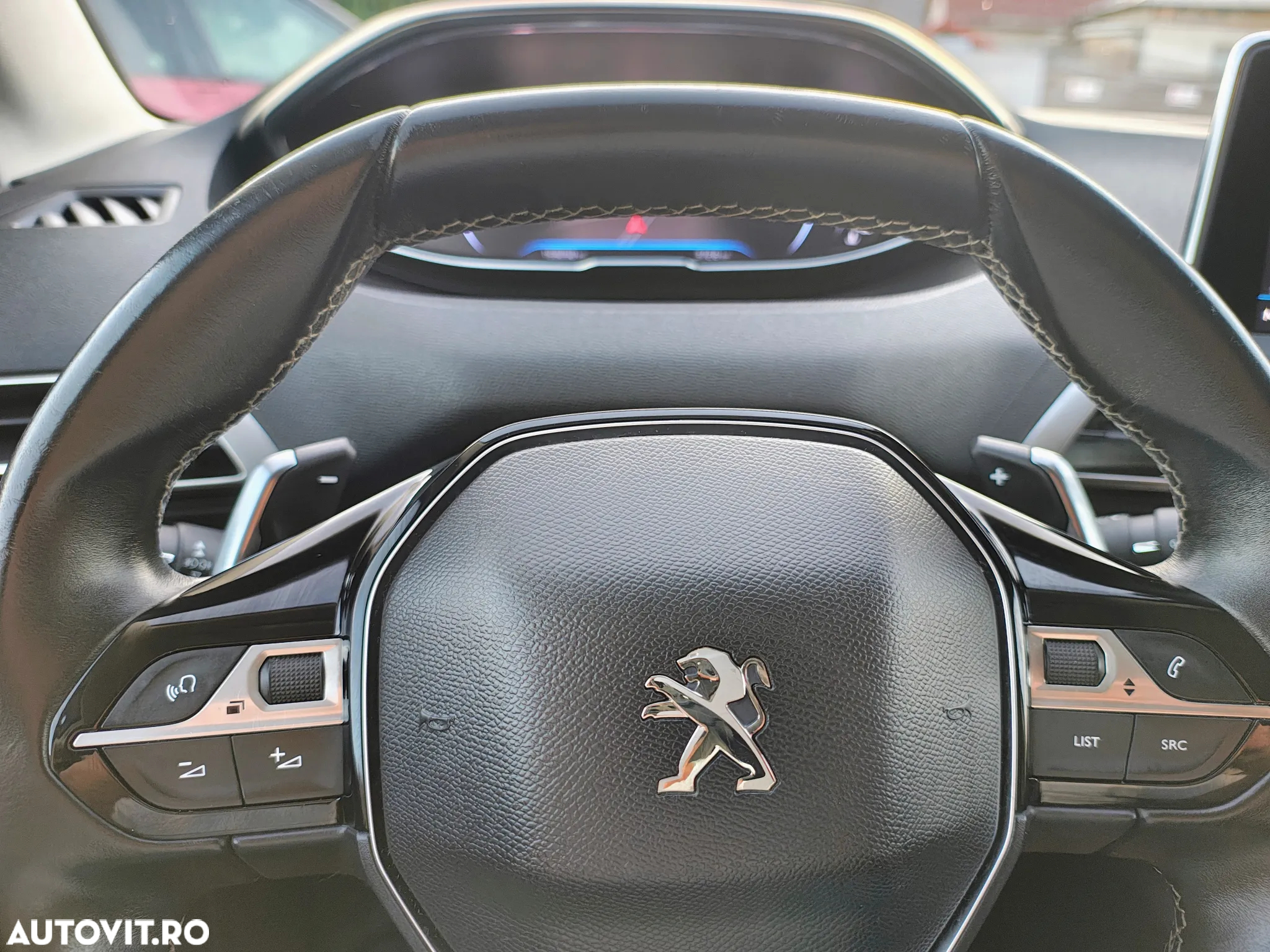 Peugeot 3008 1.5 BlueHDI 130 EAT8 Allure Pack - 29