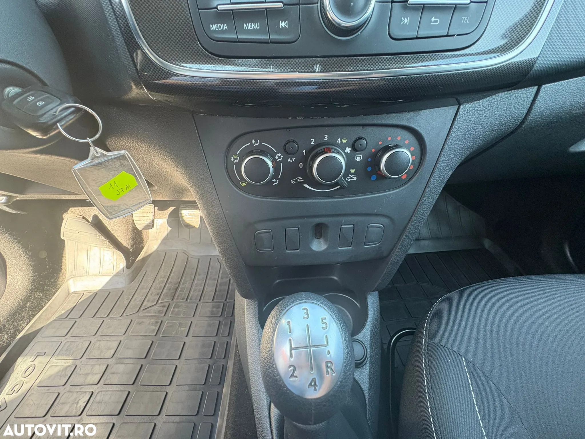 Dacia Logan MCV 0.9 TCe Ambiance - 12