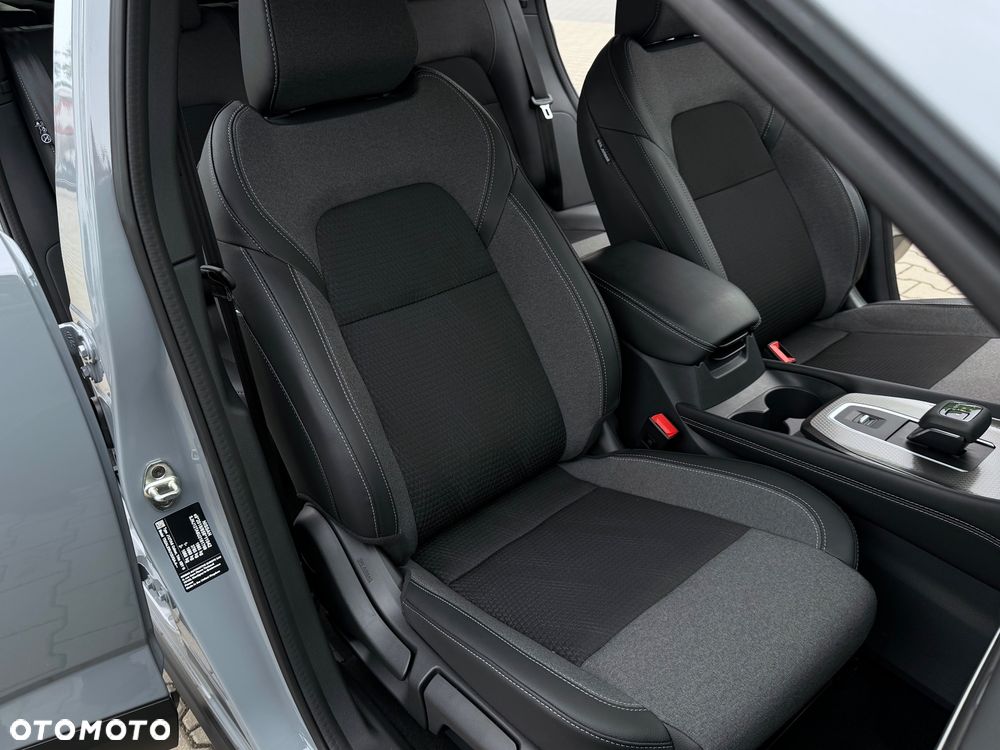 Nissan Qashqai 1.3 DIG-T N-Connecta DCT - 35