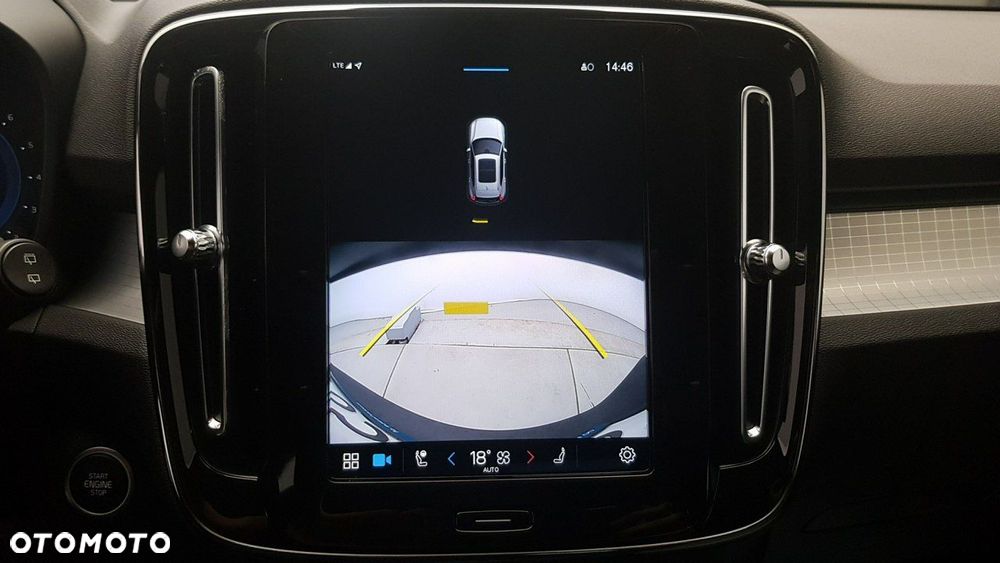 Volvo XC 40 - 23