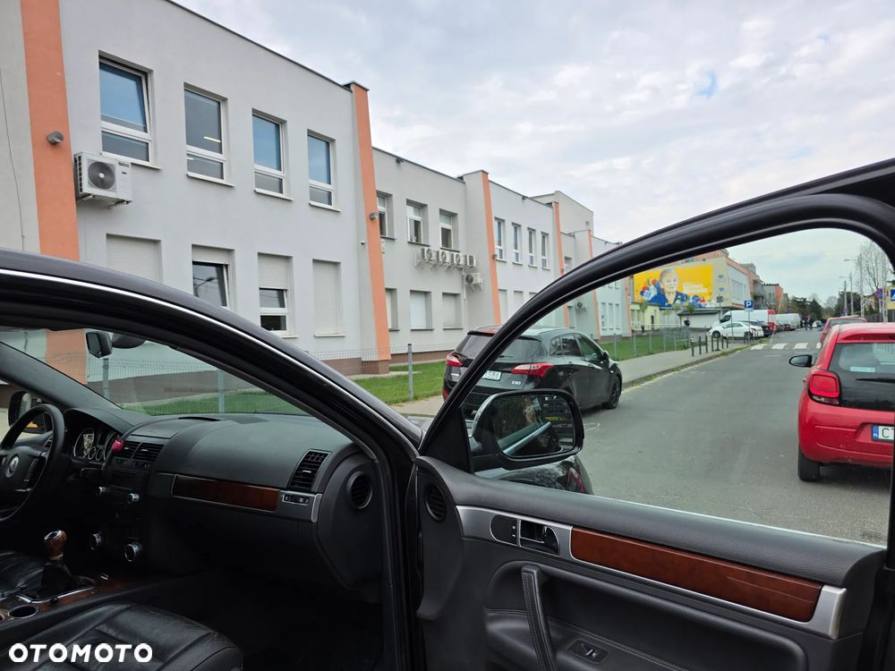 Volkswagen Touareg 2.5 R5 TDI - 23