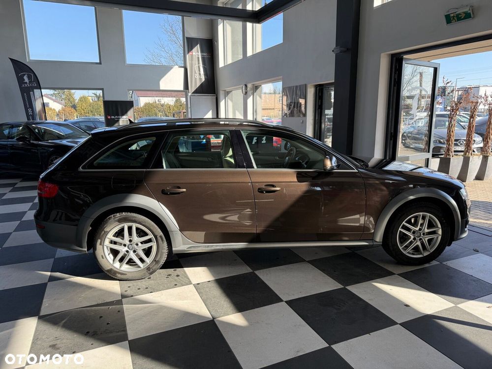 Audi A4 Allroad - 4
