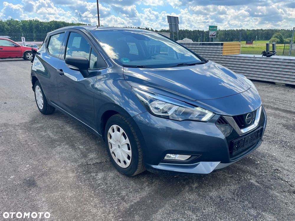 Nissan Micra - 1