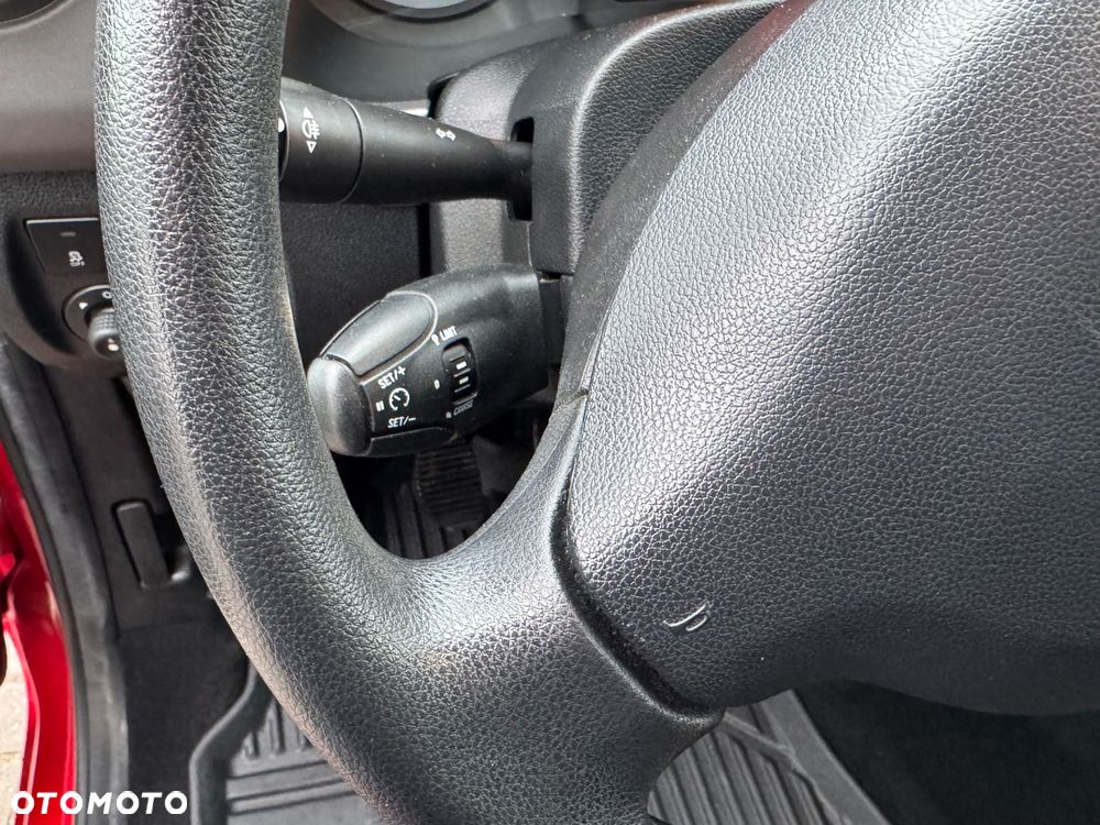 Peugeot Partner 98 VTi Active - 33