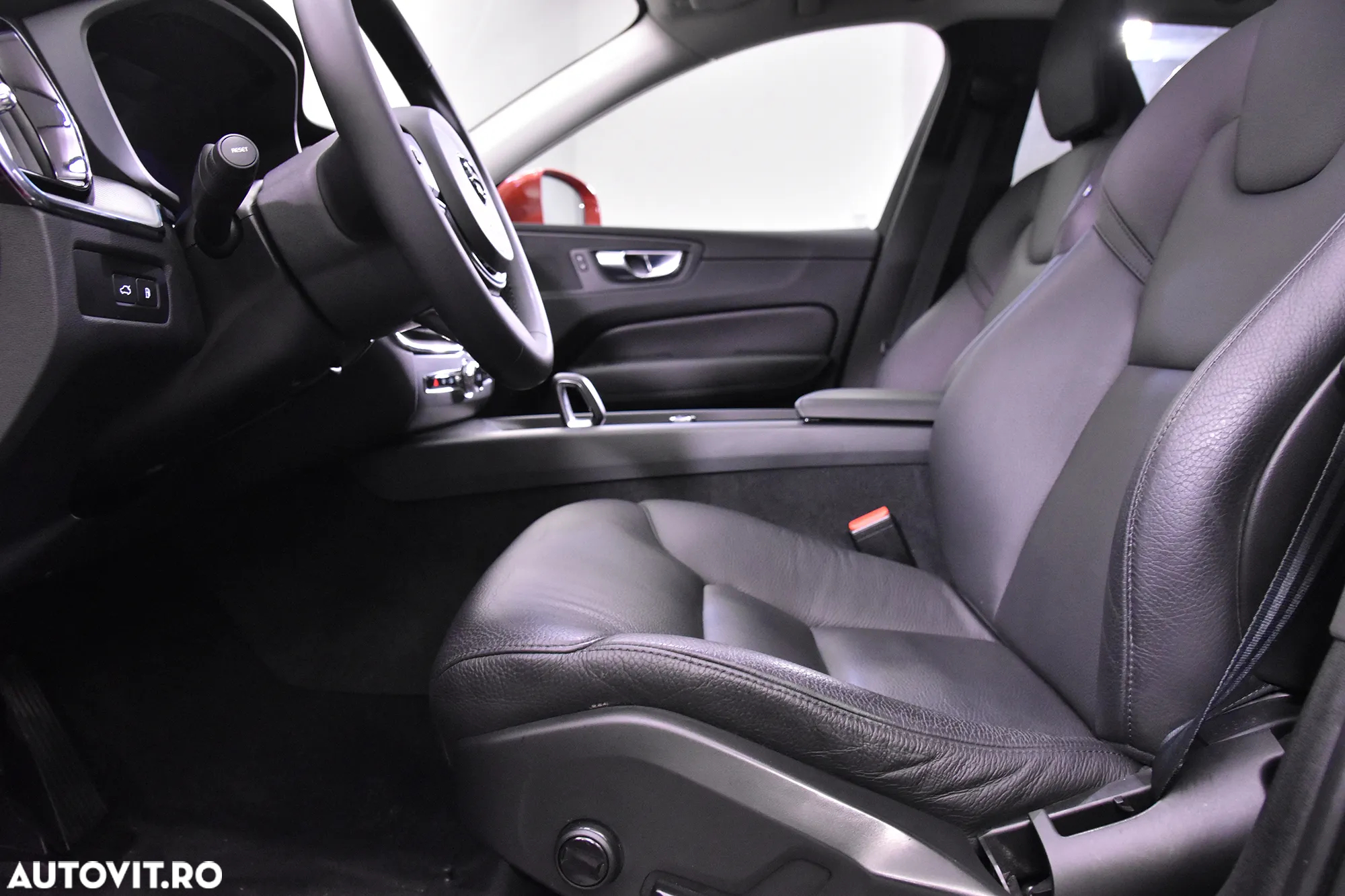 Volvo XC 60 - 22
