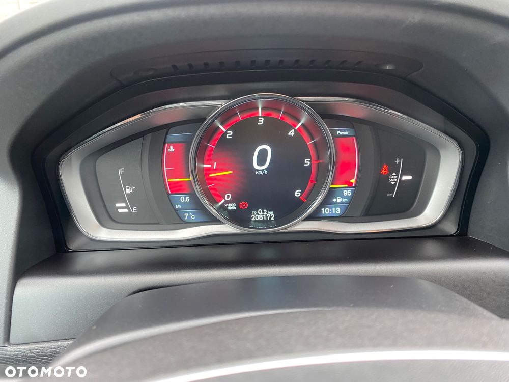 Volvo XC 60 D3 Momentum - 22