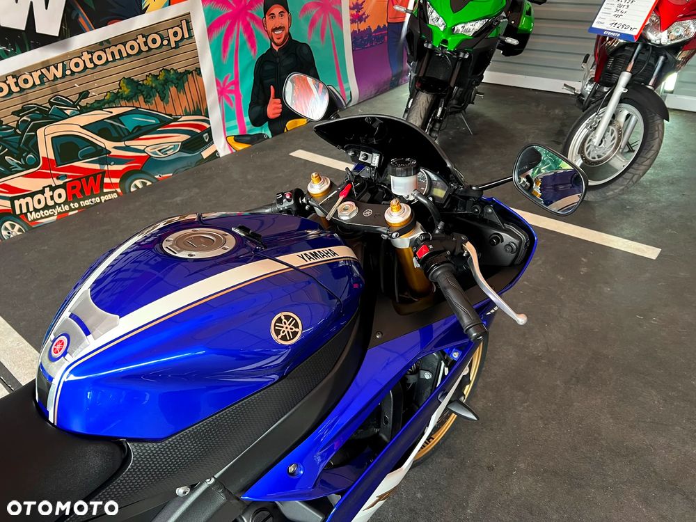 Yamaha R6 - 8