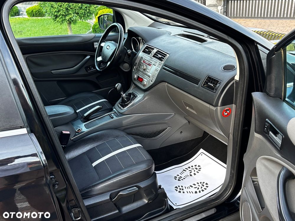 Ford Kuga 2.0 TDCi 4x4 Trend - 27