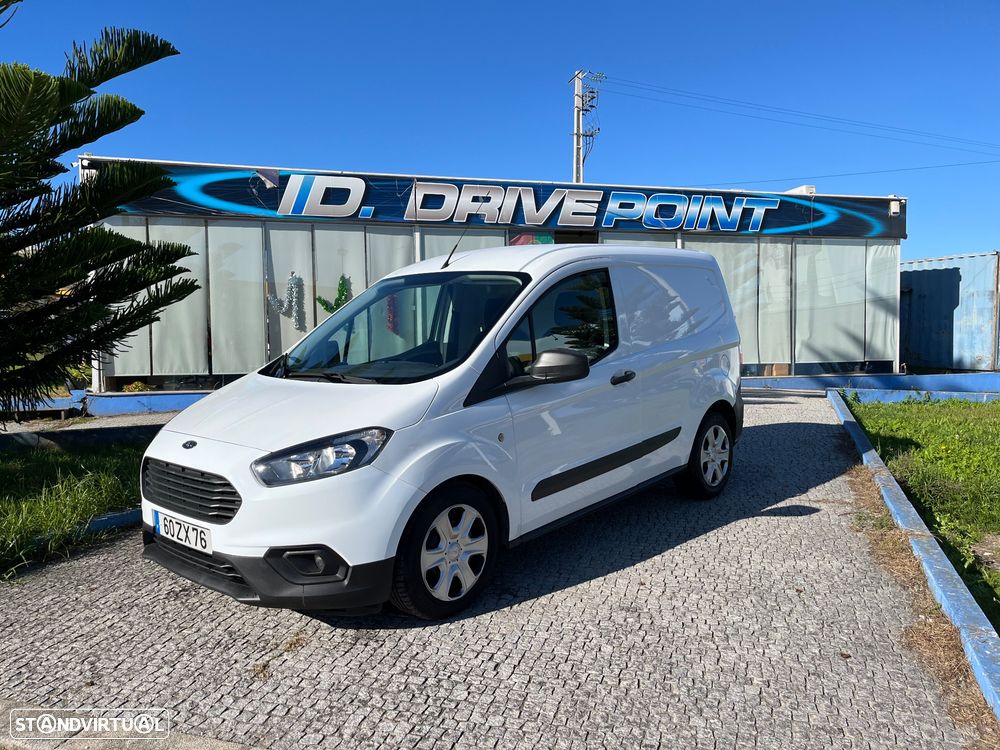 Ford Transit Courier - 2