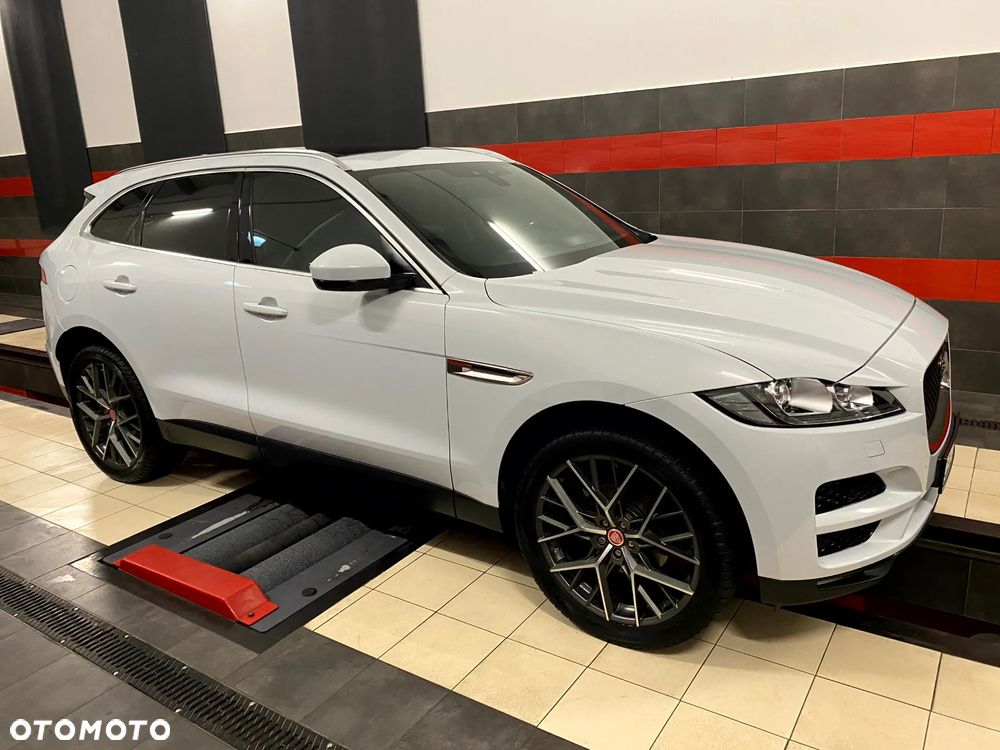 Jaguar F-Pace 20d AWD Prestige - 5