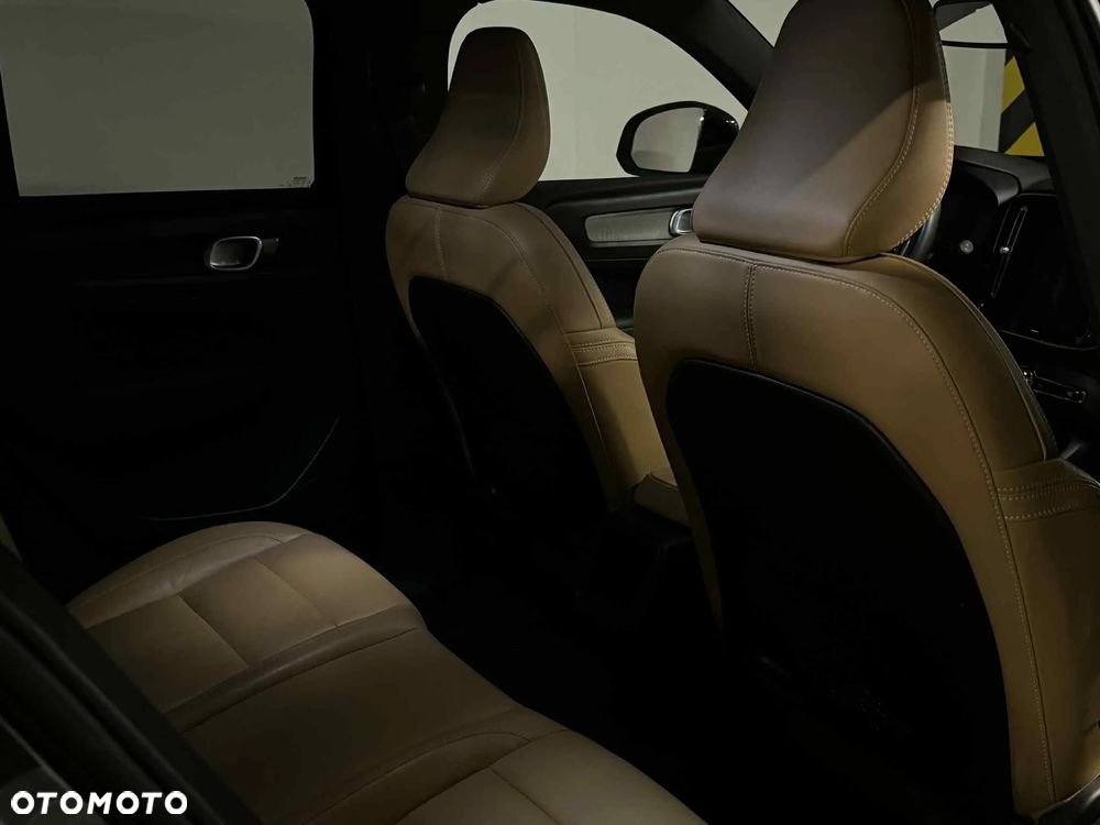 Volvo XC 40 T3 Inscription - 27