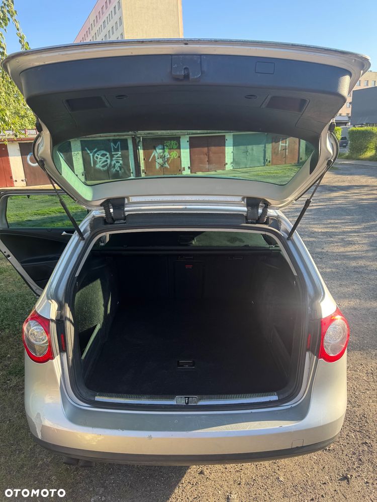 Volkswagen Passat 2.0 TSI Highline - 2