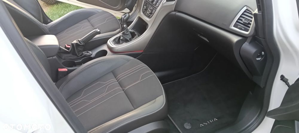 Opel Astra - 26