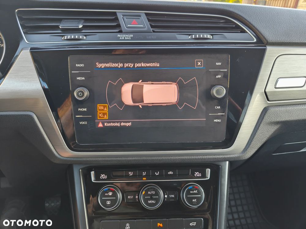 Volkswagen Touran 1.5 TSI EVO Trendline - 21