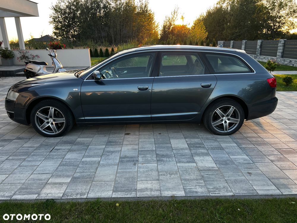 Audi A6 - 4